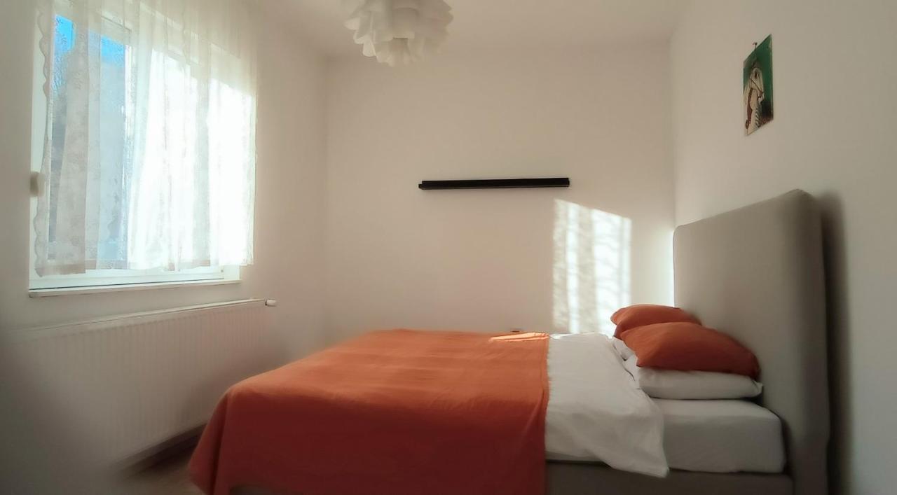 Two Flowers Apartments Zagabria Esterno foto