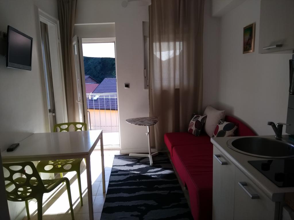Two Flowers Apartments Zagabria Esterno foto